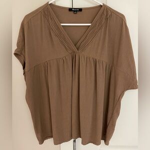 Madewell Lusterweave Pintuck Top, V-Neck Cap Sleeve Top, Light Brown, Size Small